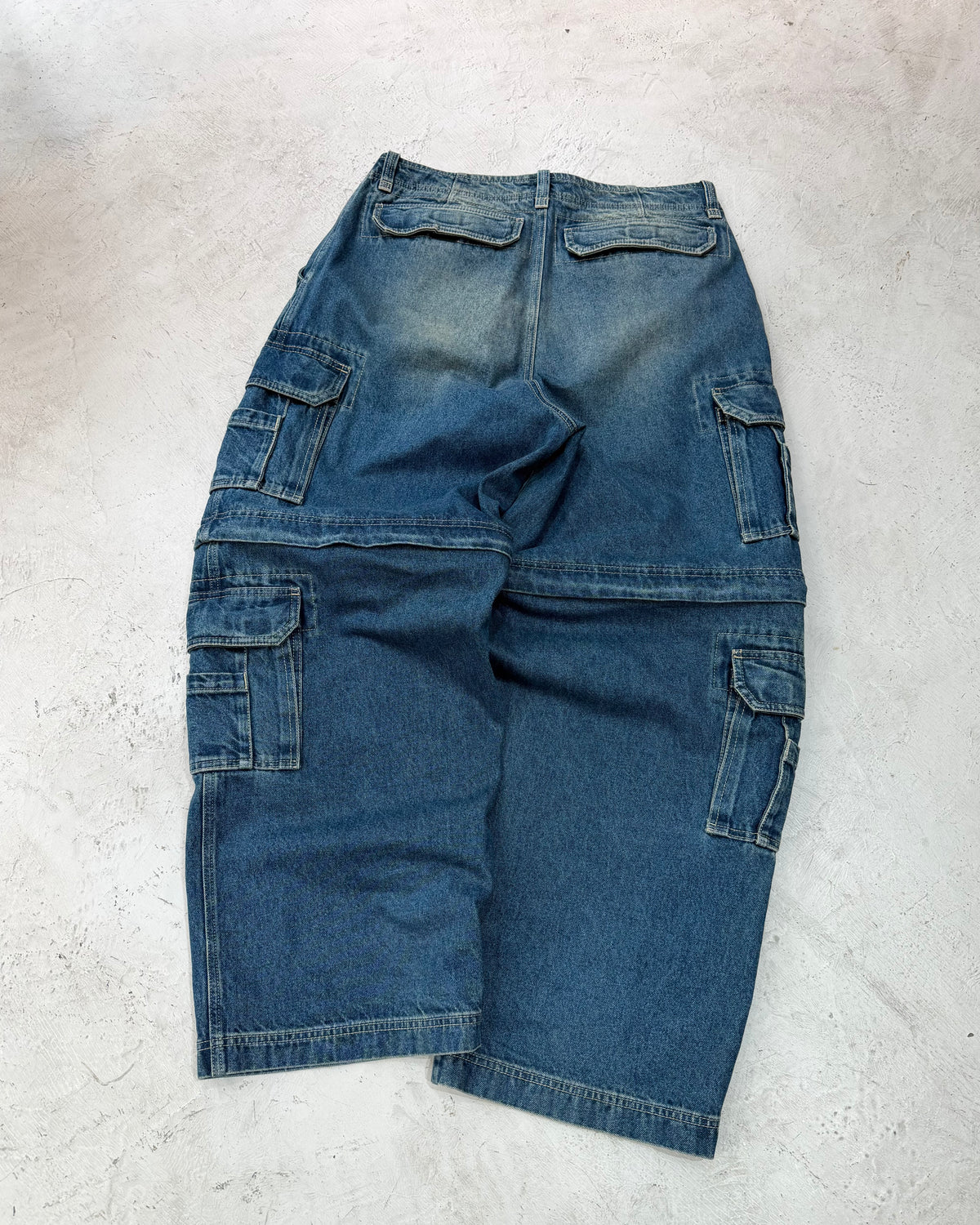 VETEMENTS Transformer Baggy Jeans