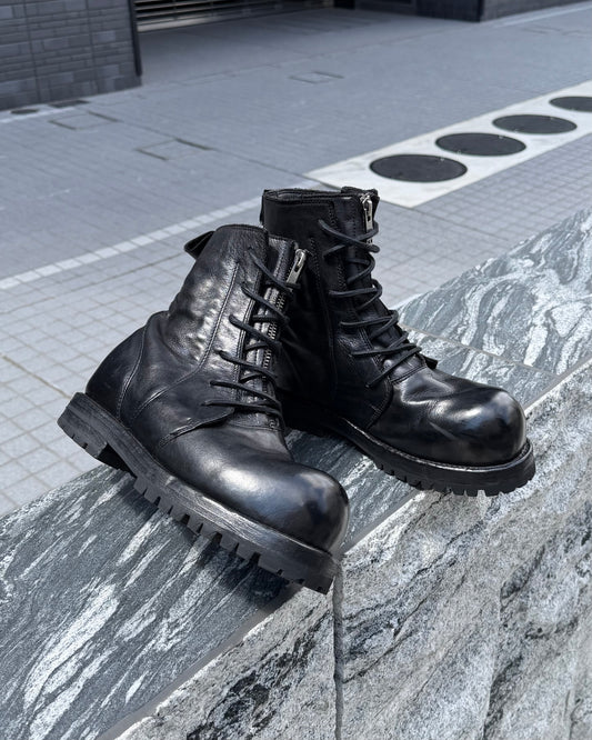 ALEXANDER DIGENOVA Moan Boot
